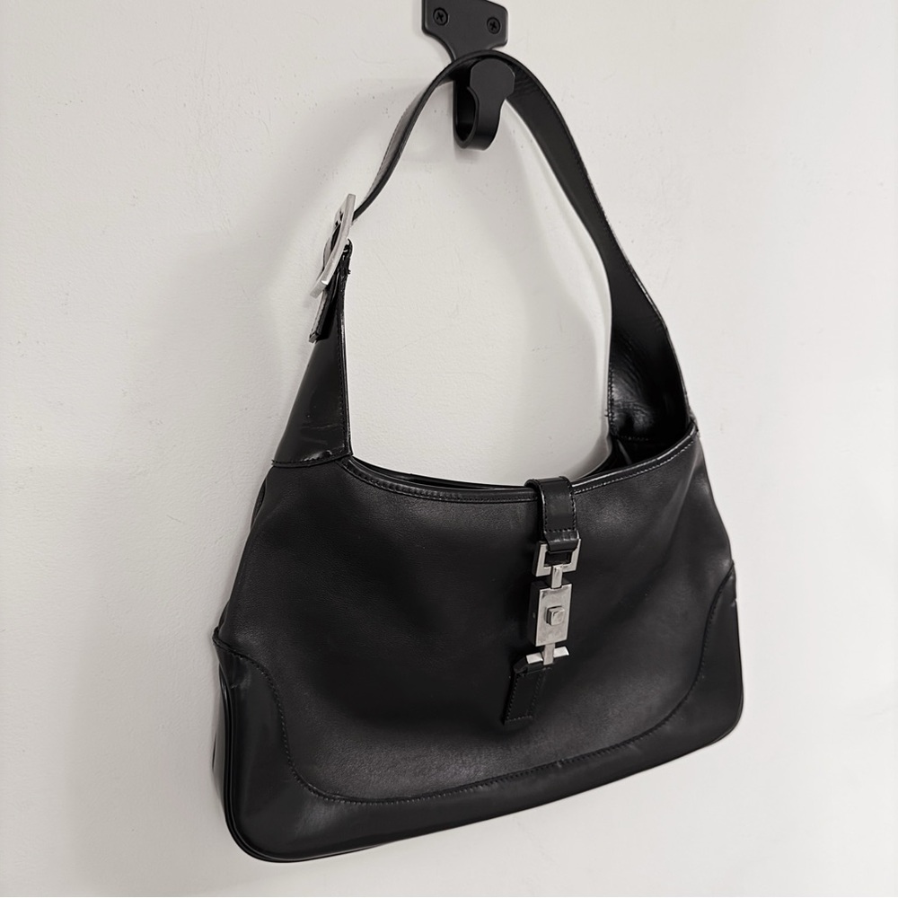 Gucci by Tom Ford Jackie Black Leather Minimalist Shoulder Bag Vintage 90s